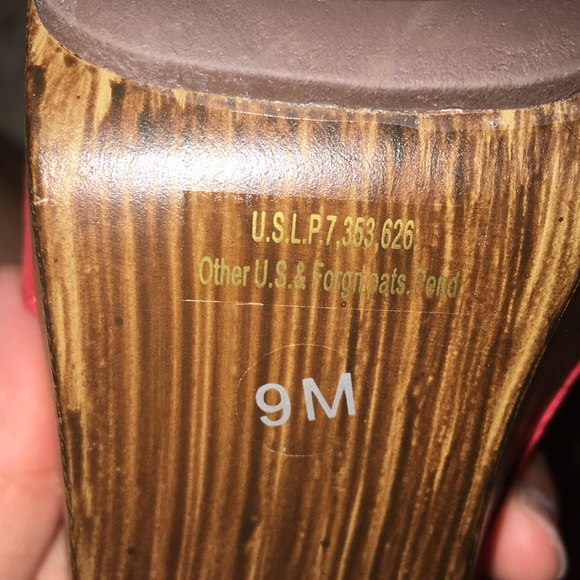 G by Guess Heels - Picture 4 of 4